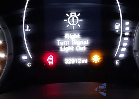 2019 Jeep Renegade Sport Fwd z USA, uszkodzony, nr VIN ZACNJAAB7KPK49334